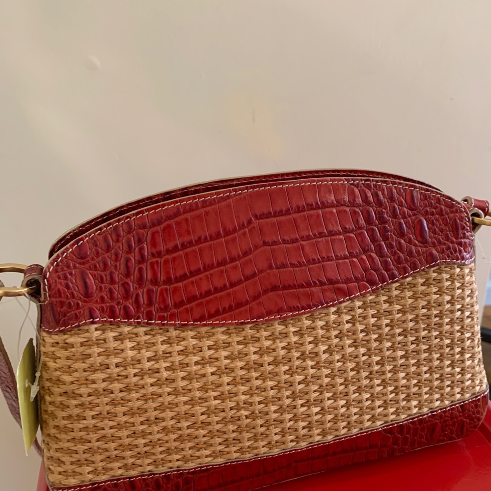 NEW WITH TAGS Brahmín Straw red crossbody bag
